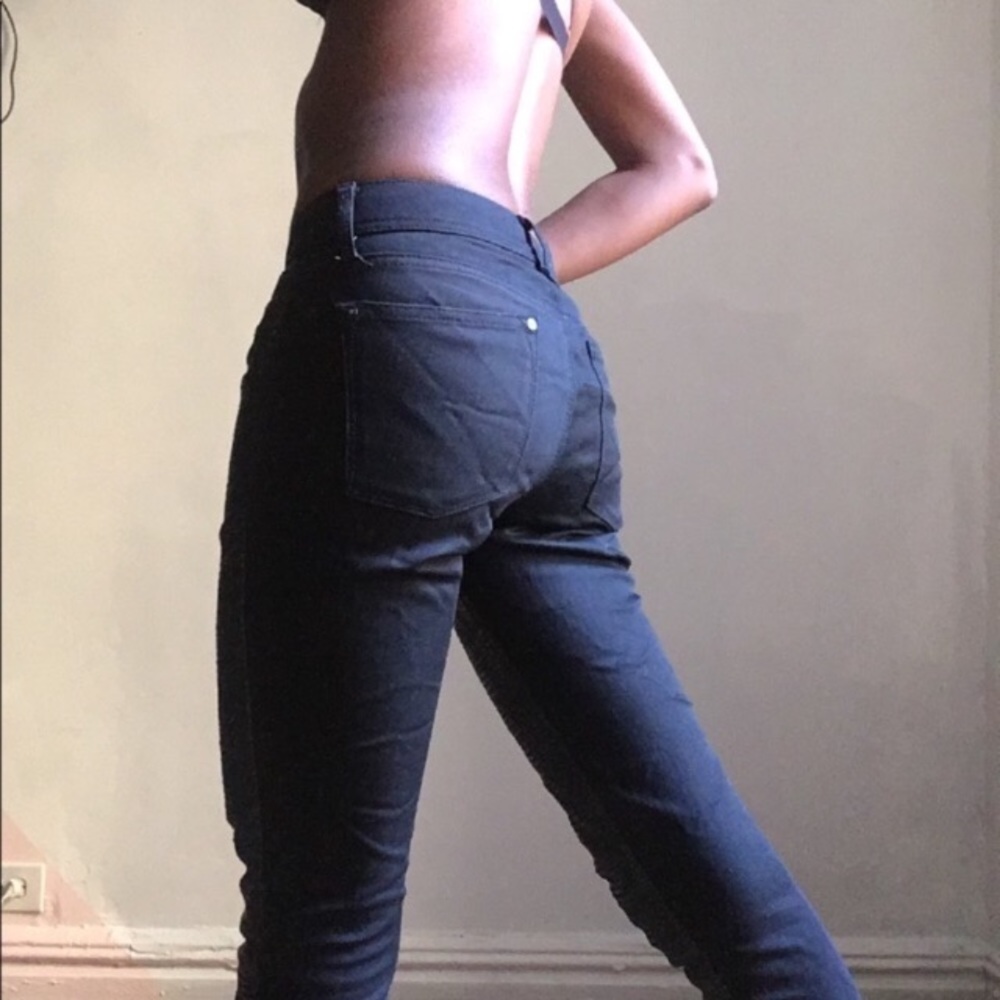 Denim - Picture 4 of 4